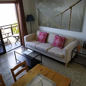 nuevo-apartamento-con-balcon-y-bellas-vistas.tenerifehoteles.net/
